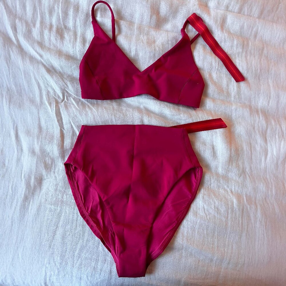 Left On Friday Bikini Set in Pepper Size Small NWT
